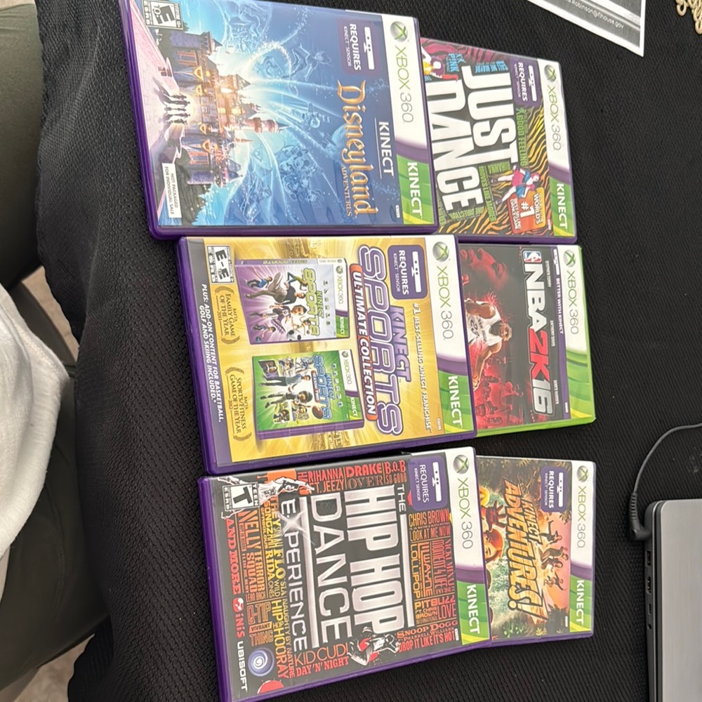 Xbox 360 Kinect Game Bundle